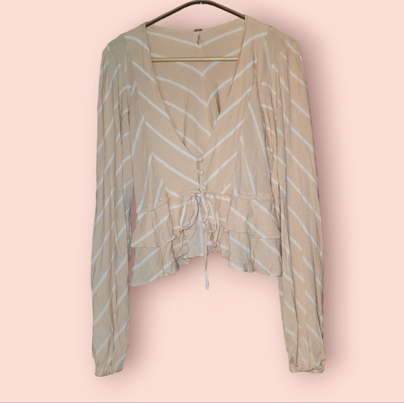 Free People Samifran Stripped Ruffle Crop Top Peach Tie Front Peplum Long Sleeve - Picture 1 of 3